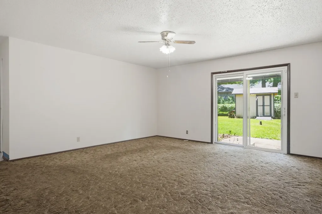 2307 Pinkerton Tyler TX 75701