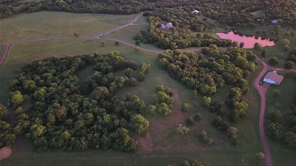 310 Thorn Ridge Drive Kerens TX 75144