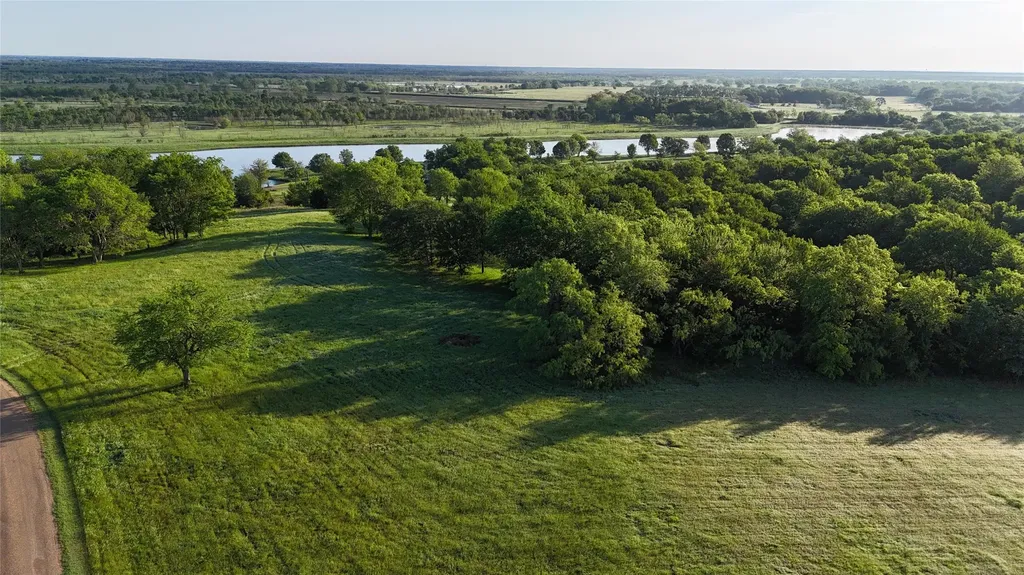 310 Thorn Ridge Drive Kerens TX 75144