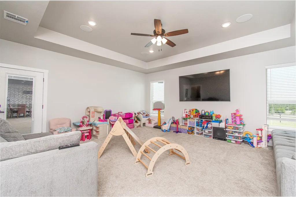 13428 Knob Hill Road Rogers TX 76569