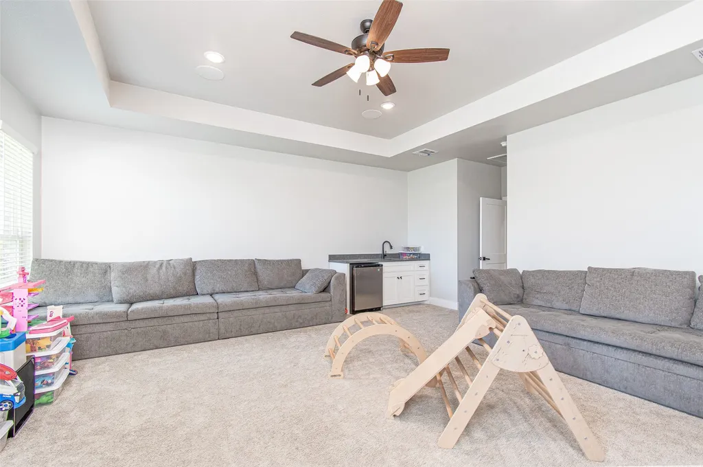 13428 Knob Hill Road Rogers TX 76569