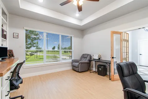 13428 Knob Hill Road Rogers TX 76569