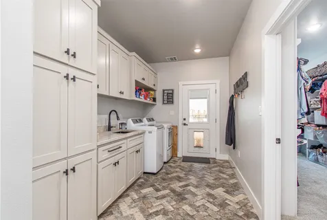 13428 Knob Hill Road Rogers TX 76569