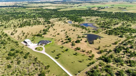 13428 Knob Hill Road Rogers TX 76569