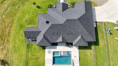 13428 Knob Hill Road Rogers TX 76569