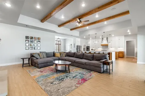13428 Knob Hill Road Rogers TX 76569