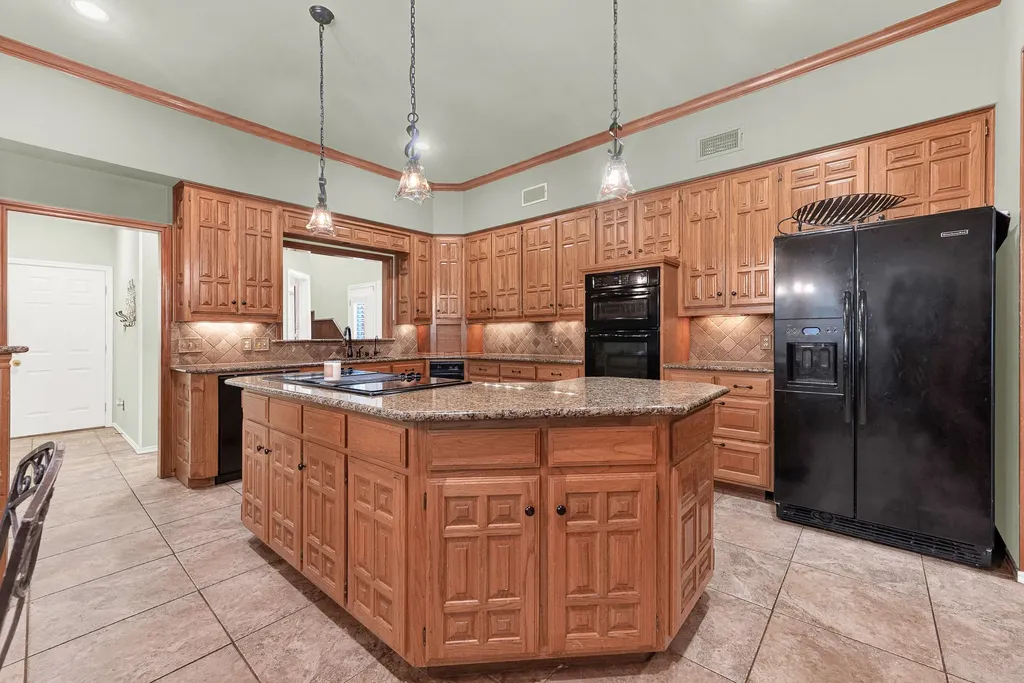 3700 Hillwood Way Bedford TX 76021