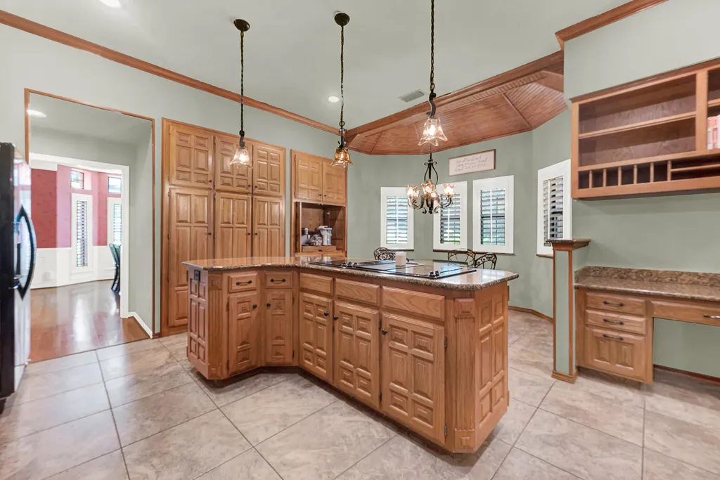 3700 Hillwood Way Bedford TX 76021