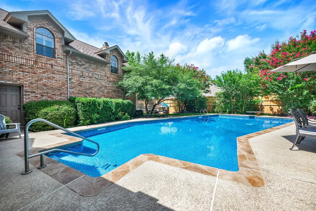 3700 Hillwood Way Bedford TX 76021