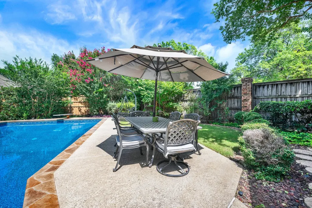 3700 Hillwood Way Bedford TX 76021