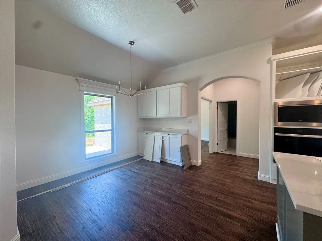 5025 Glenoaks Court Weatherford TX 76088