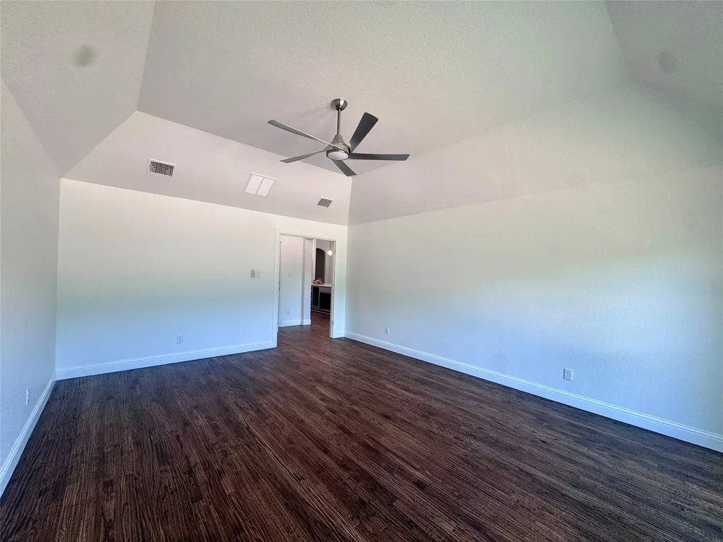 5025 Glenoaks Court Weatherford TX 76088