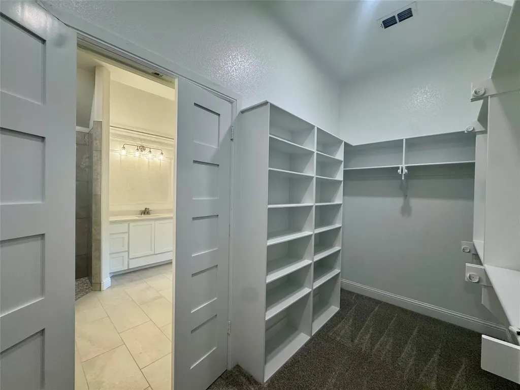 5025 Glenoaks Court Weatherford TX 76088