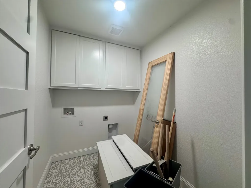 5025 Glenoaks Court Weatherford TX 76088