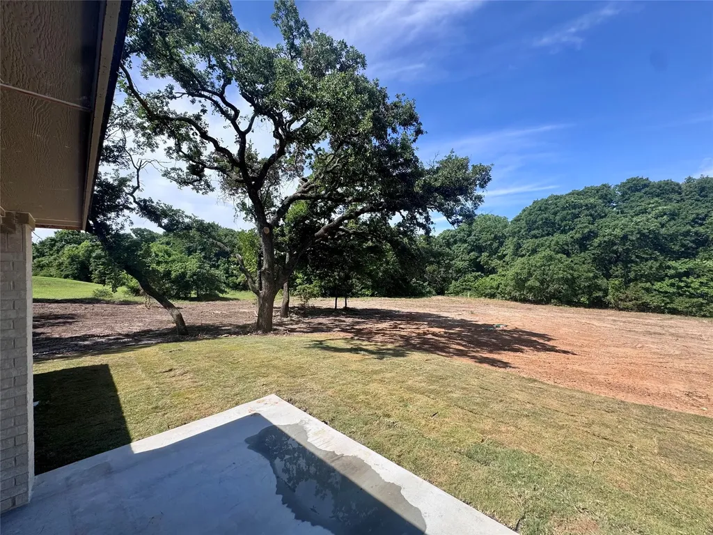 5025 Glenoaks Court Weatherford TX 76088