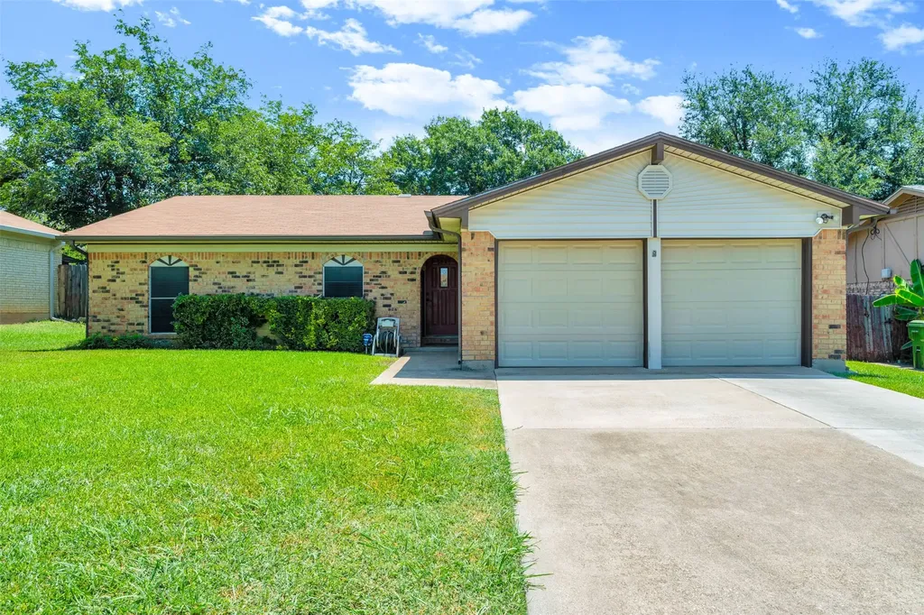 7616 Meadowbrook Drive Watauga TX 76148