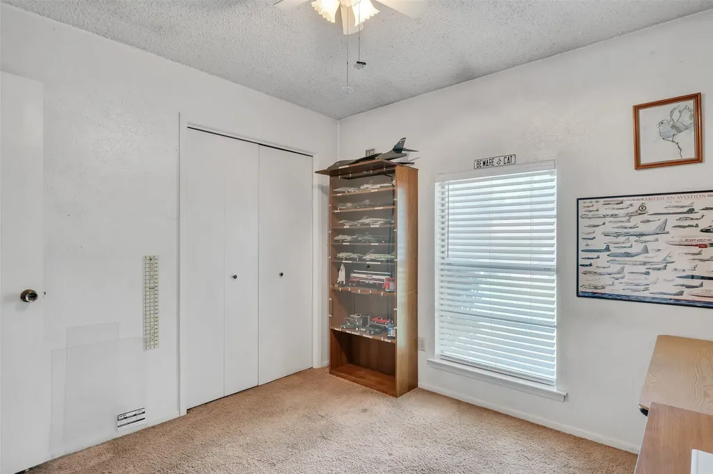 7616 Meadowbrook Drive Watauga TX 76148