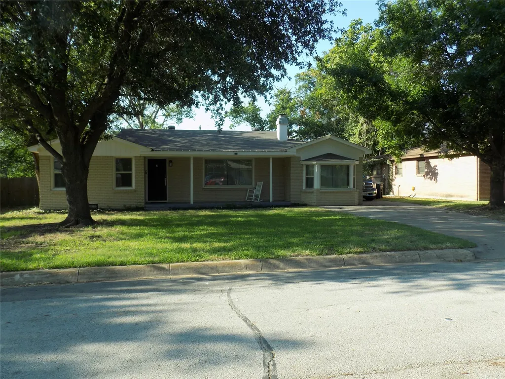 7821 Hood Street Lakeside TX 76135