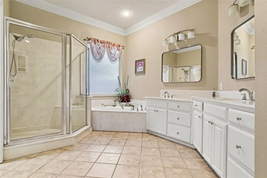 4 Griffith Court Terrell TX 75160