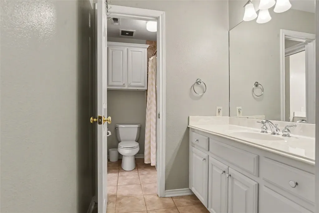 4 Griffith Court Terrell TX 75160