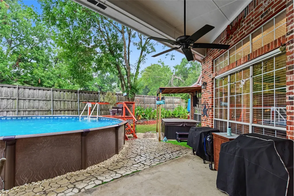 4 Griffith Court Terrell TX 75160
