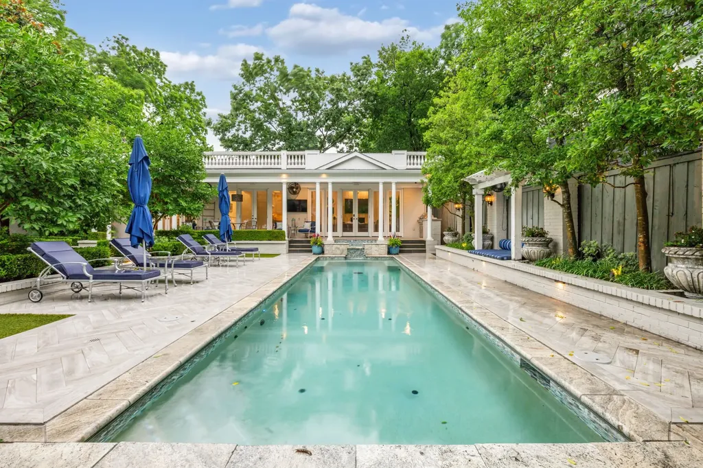 6671 Gaston Avenue Dallas TX 75214