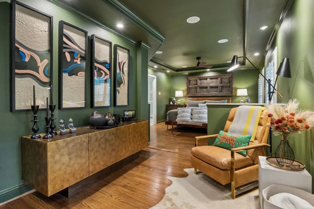 6671 Gaston Avenue Dallas TX 75214