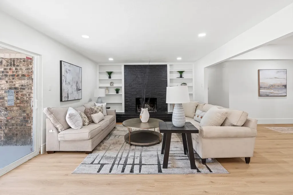 2116 Tamworth Court Bedford TX 76021