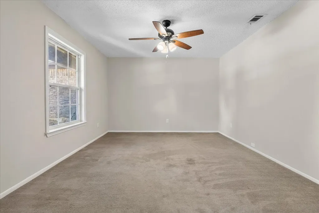 7409 Pinehurst Drive W Fort Worth TX 76134
