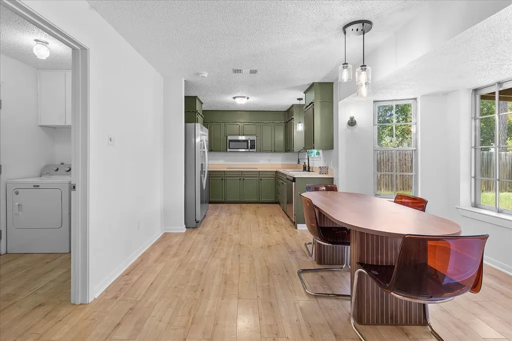 7409 Pinehurst Drive W Fort Worth TX 76134