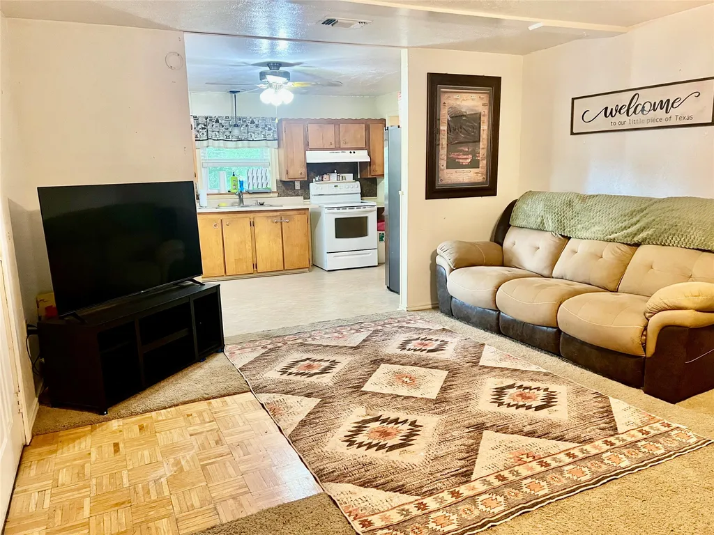 169 Glenn Street Bluff Dale TX 76433