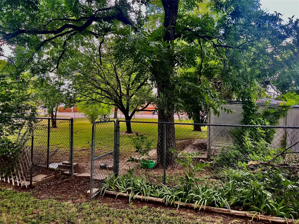 169 Glenn Street Bluff Dale TX 76433
