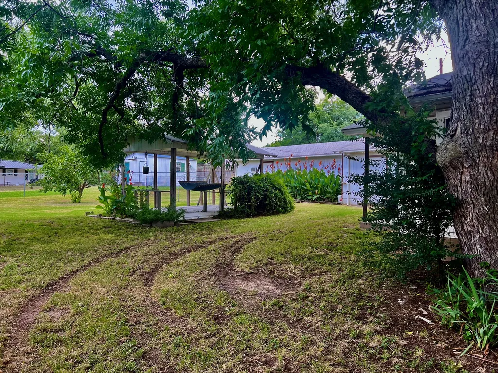 169 Glenn Street Bluff Dale TX 76433