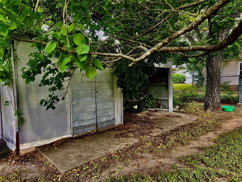169 Glenn Street Bluff Dale TX 76433