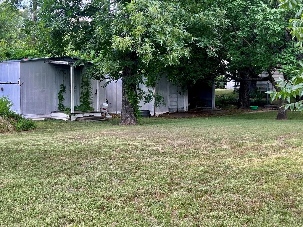 169 Glenn Street Bluff Dale TX 76433