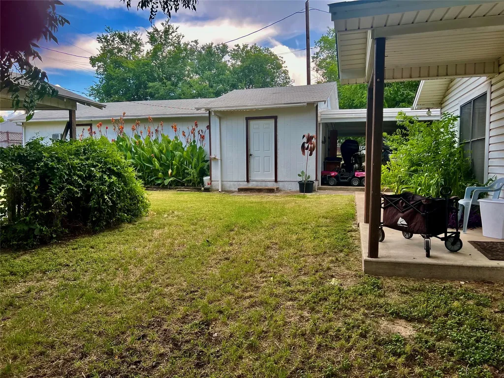 169 Glenn Street Bluff Dale TX 76433