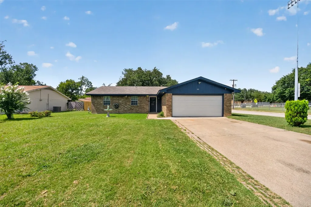 519 E 8th Street Irving TX 75060