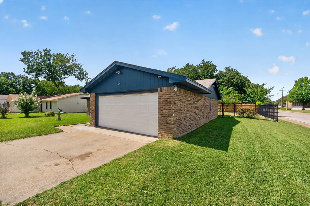 519 E 8th Street Irving TX 75060