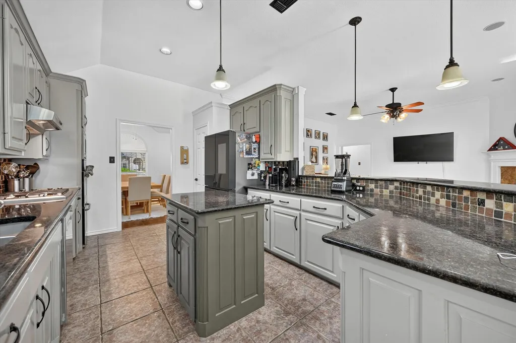 7312 Cottonwood Court North Richland Hills TX 76182
