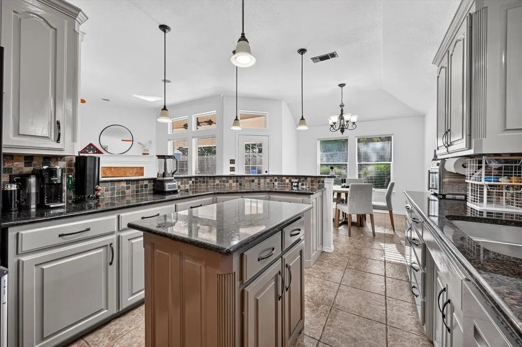 7312 Cottonwood Court North Richland Hills TX 76182