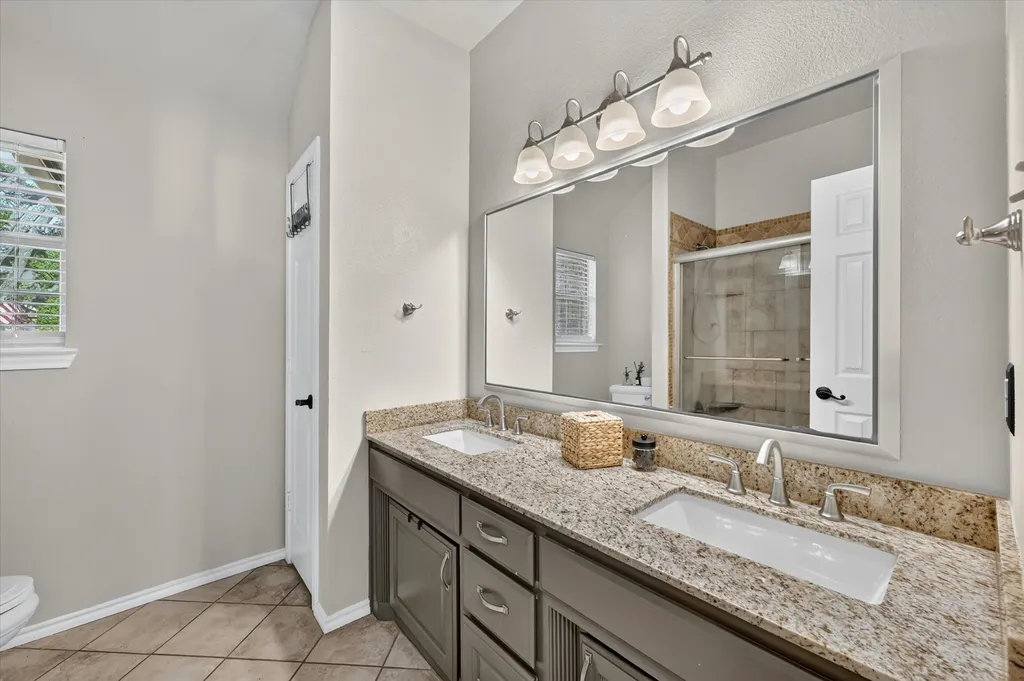 7312 Cottonwood Court North Richland Hills TX 76182