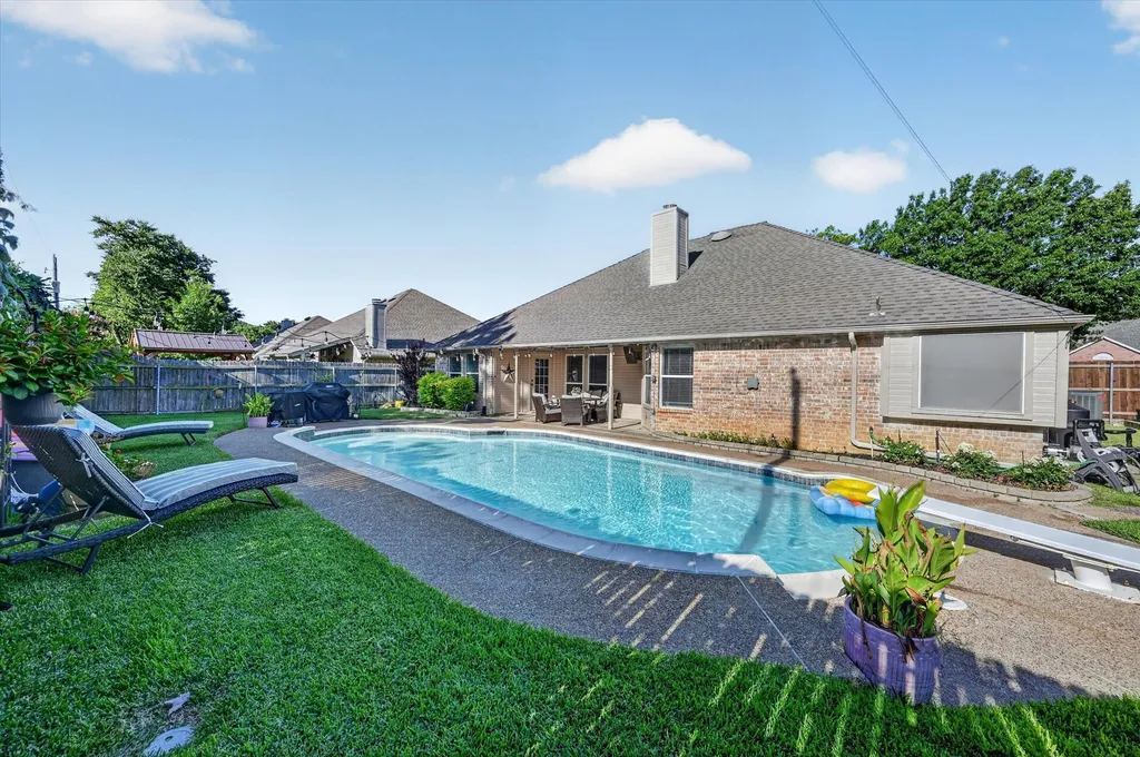 7312 Cottonwood Court North Richland Hills TX 76182