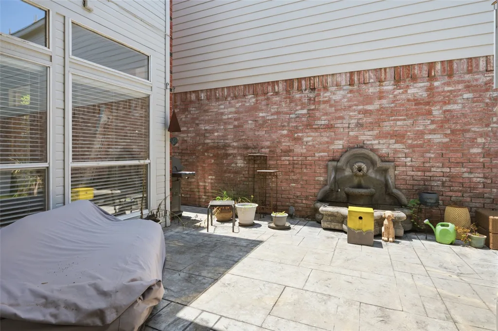 18007 Windflower Way Dallas TX 75252