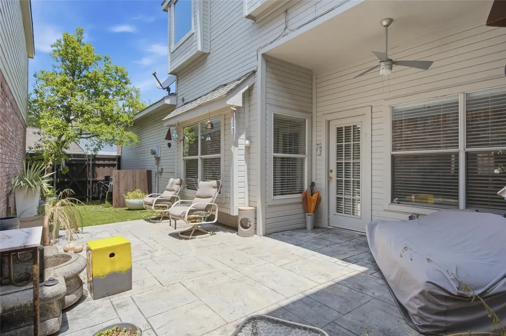 18007 Windflower Way Dallas TX 75252
