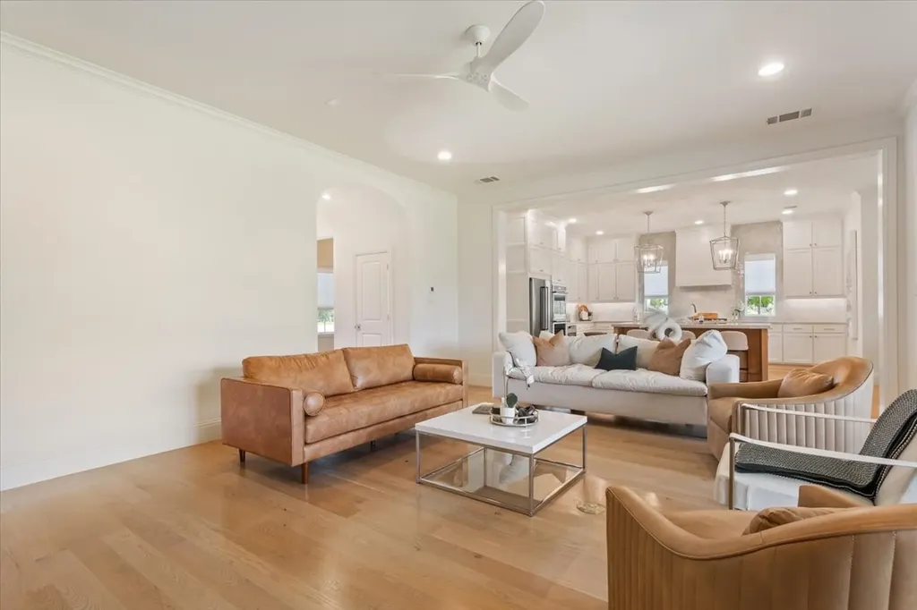 14019 Rw Court Woodway TX 76712