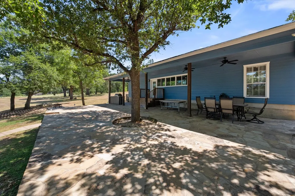 3010 Emmons Circle Streetman TX 75859