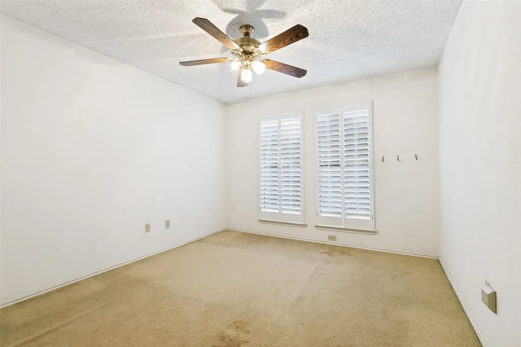 2901 Big Oaks Drive Garland TX 75044