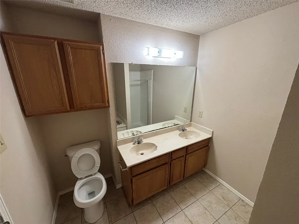 6421 Nellie Drive Arlington TX 76002