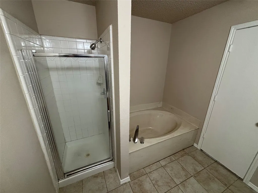 6421 Nellie Drive Arlington TX 76002