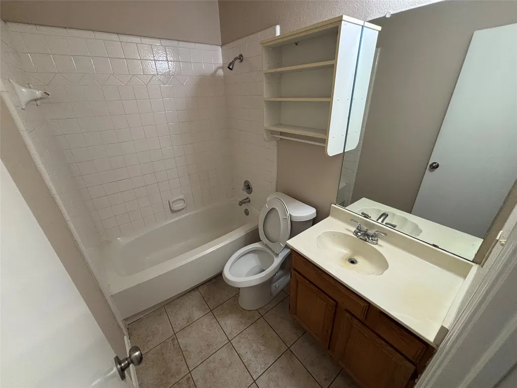 6421 Nellie Drive Arlington TX 76002